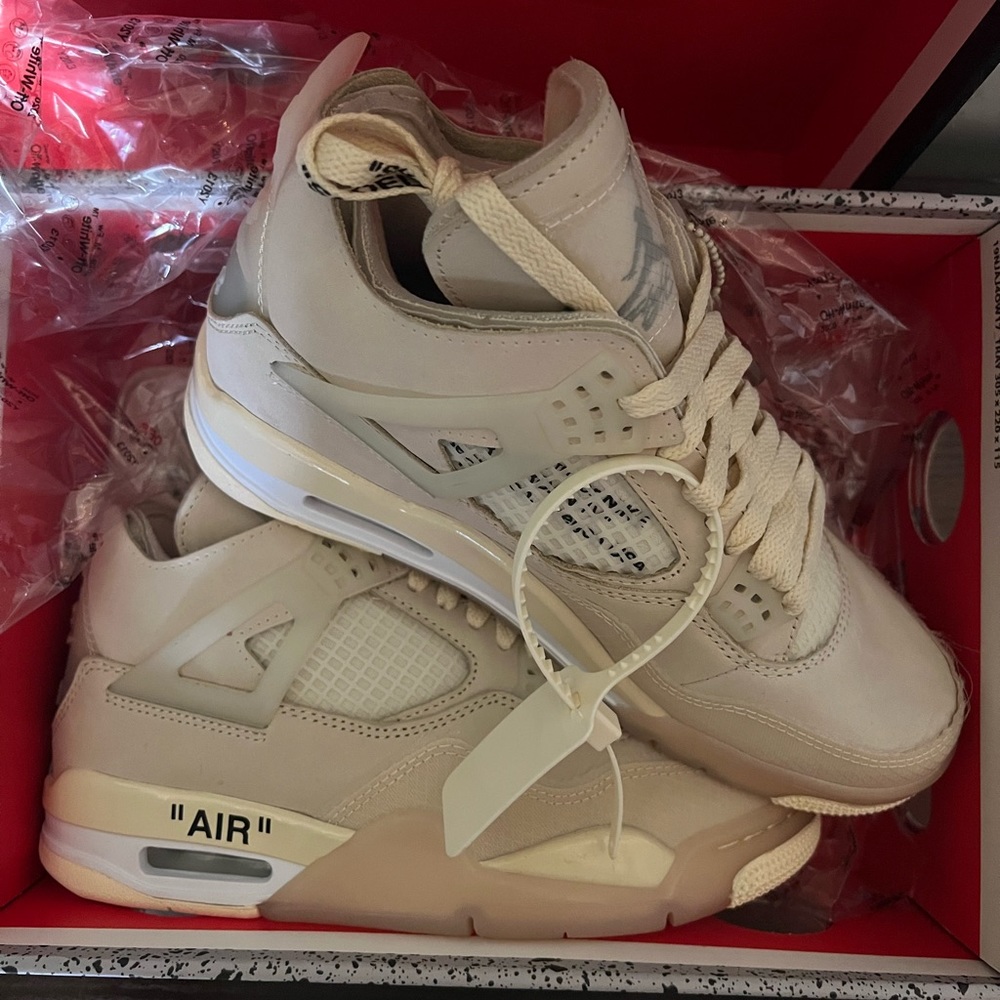 Off-White 4s - Picture 4 of 8